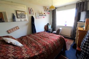 Bedroom- click for photo gallery